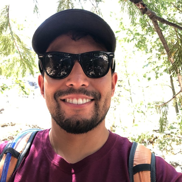 Meet your Posher, Alex - Picture 1 of 1